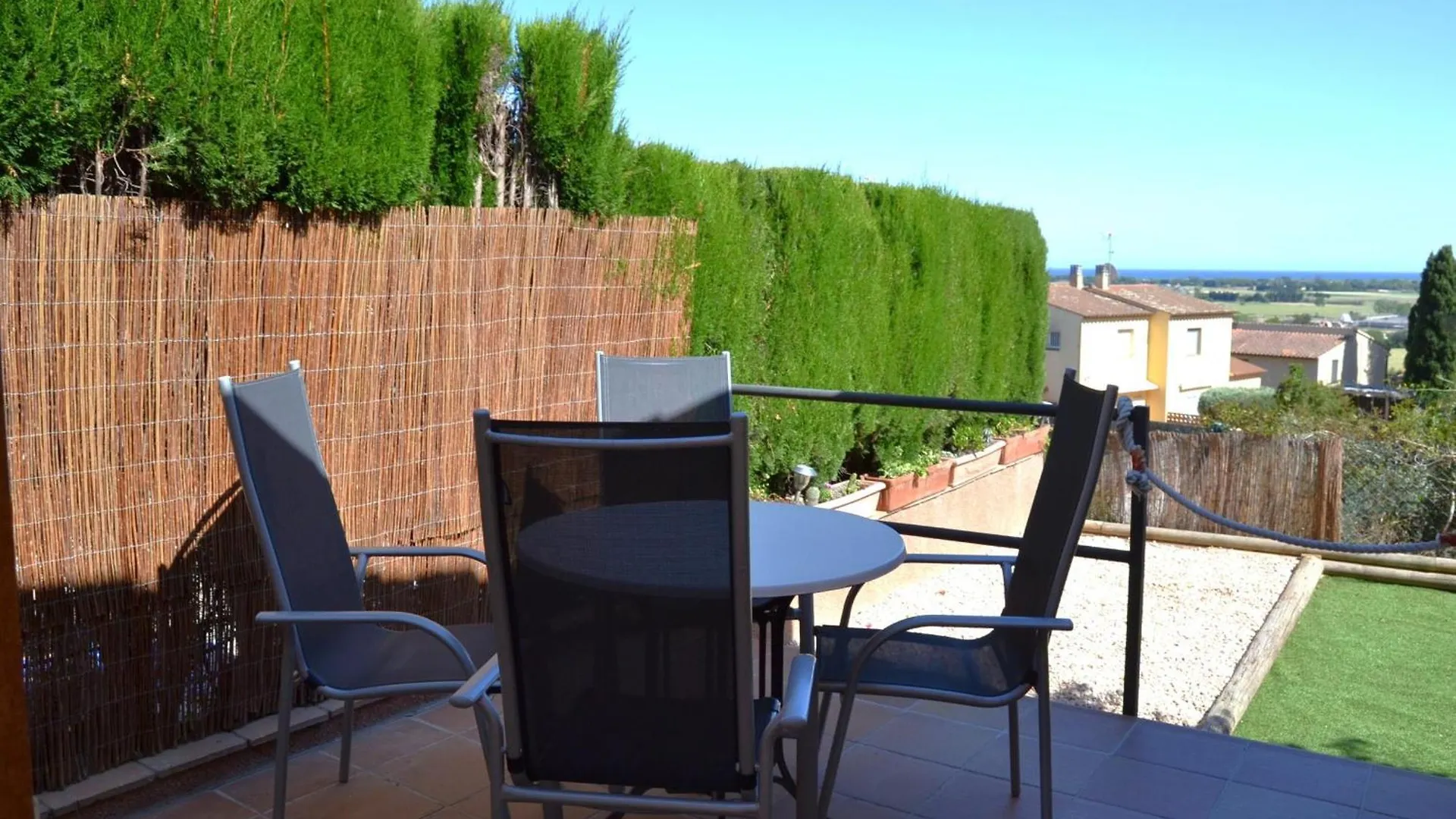 Вилла Casa Acogedora Con Jardin Y Piscina En Zona Tranquila Cerca De La Playa En L'Estartit - Es-323-16