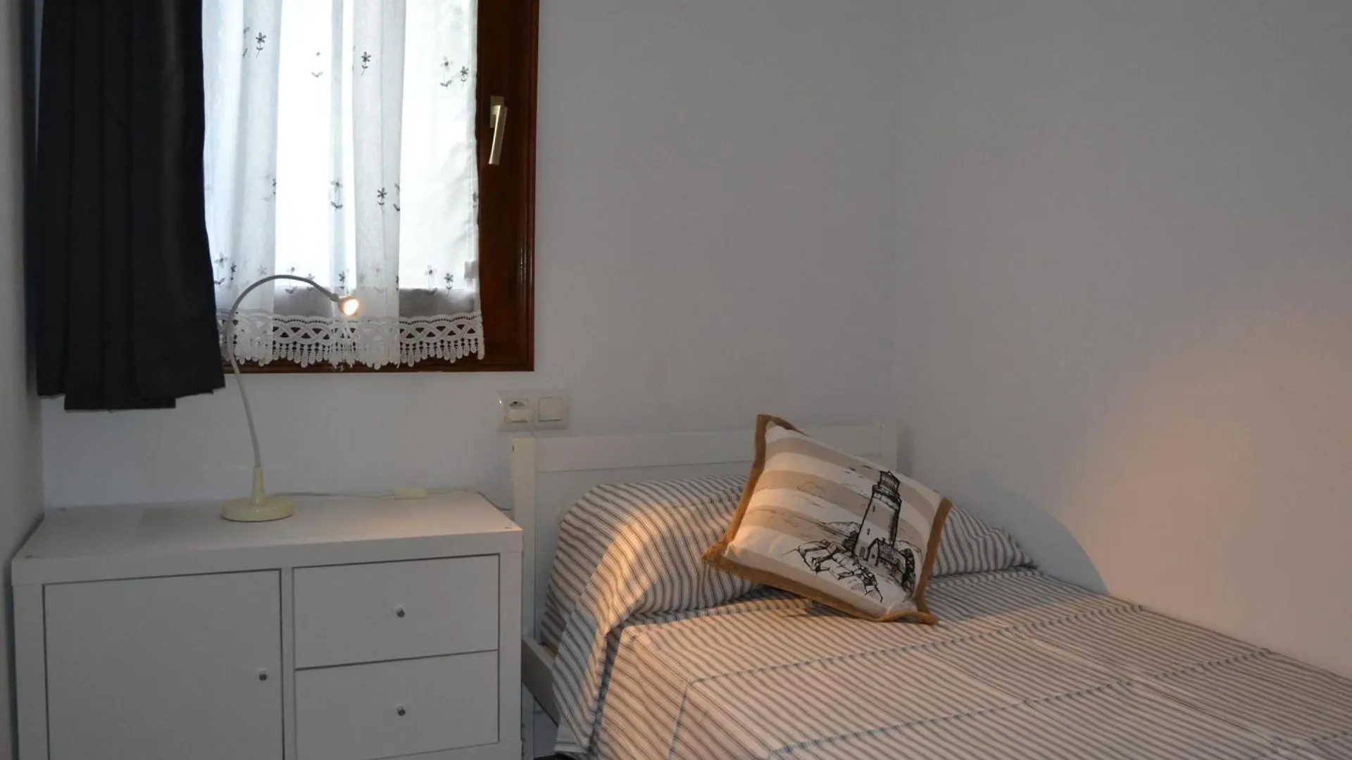 Вилла Casa Acogedora Con Jardin Y Piscina En Zona Tranquila Cerca De La Playa En L'Estartit - Es-323-16 Дом отдыха