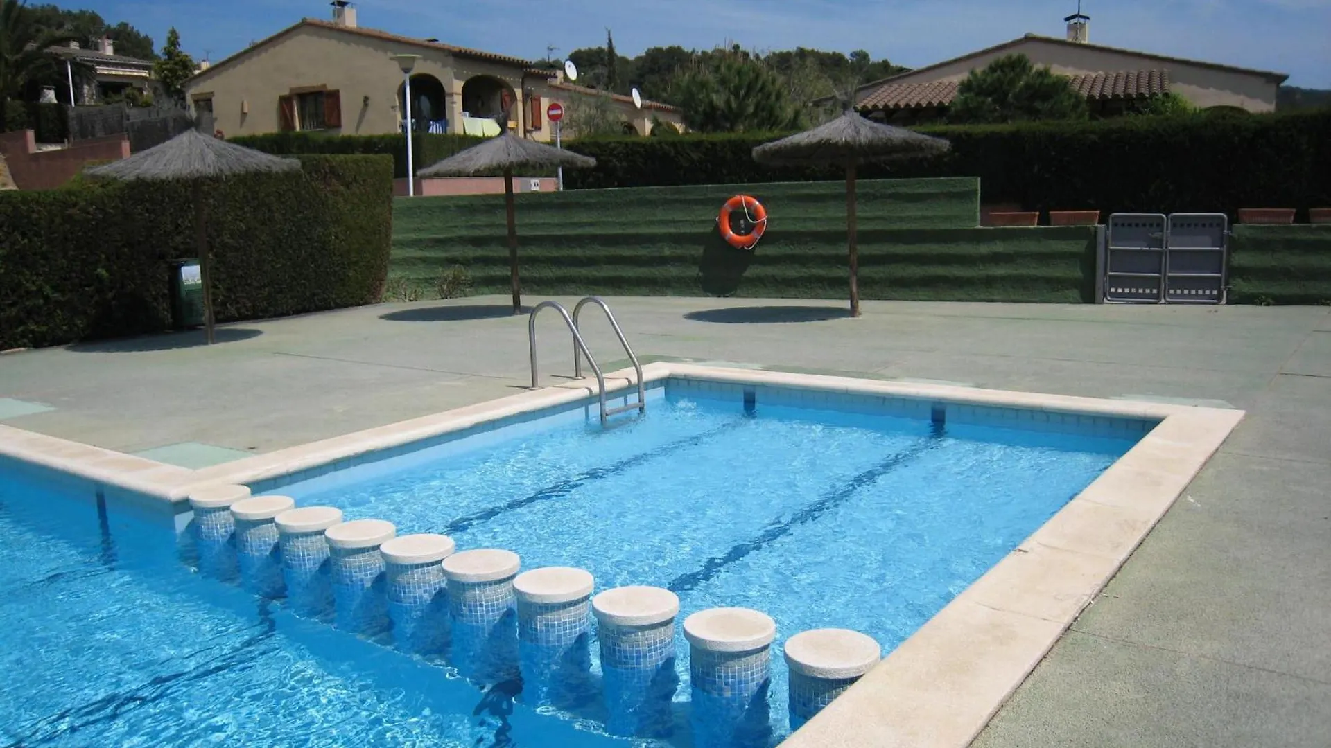 Вилла Casa Acogedora Con Jardin Y Piscina En Zona Tranquila Cerca De La Playa En L'Estartit - Es-323-16 0*,
